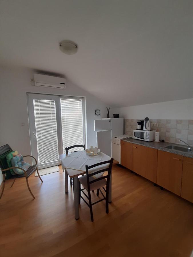 Nena 2 Apartment Sukosan Ngoại thất bức ảnh
